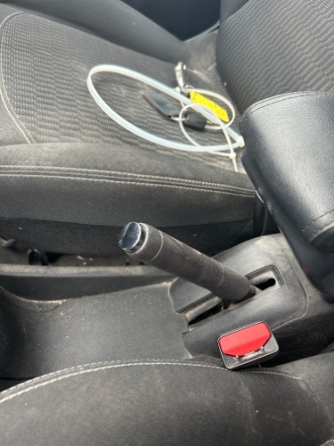 PEUGEOT 208  MKI HANDBRAKE
