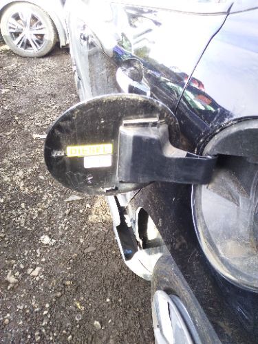 PEUGEOT 2008  MKI FUEL FLAP