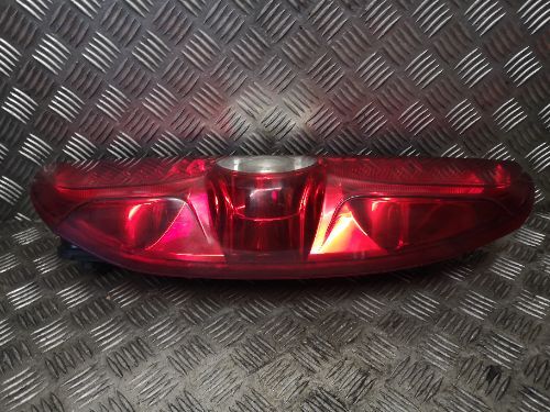 2017 VAUXHALL COMBO GENUINE OFFSIDE RIGHT DRIVER'S REAR BRAKE LIGHT UNIT