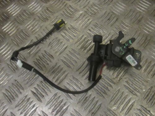 2008 ALFA ROMEO SPIDER GENUINE OFFSIDE RIGHT DRIVER'S SIDE CONVERTIBLE ROOF LOCK