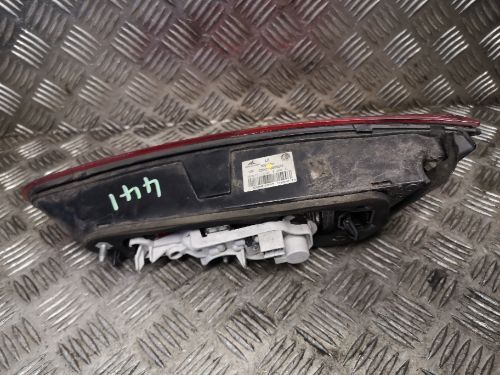 ALFA ROMEO GIULIETTA GENUINE NEARSIDE LEFT PASSENGER'S REAR INNER LIGHT 50513401
