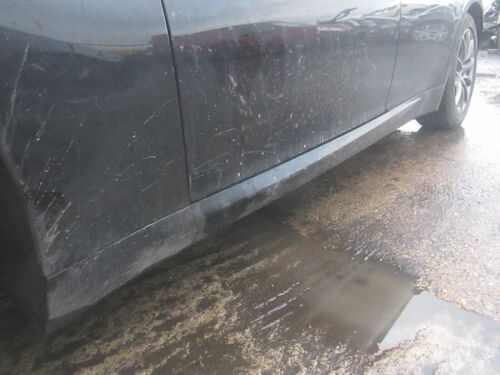 2017 ALFA ROMEO GIULIA SUPER NEARSIDE LEFT SIDESKIRT / SILL TRIM IN BLACK 601