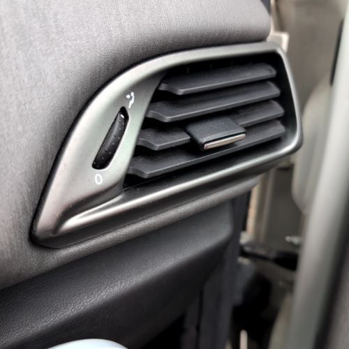 CHRYSLER YPSILON S MK3 2011-2015 DASH VENT RIGHT SIDE OUTER