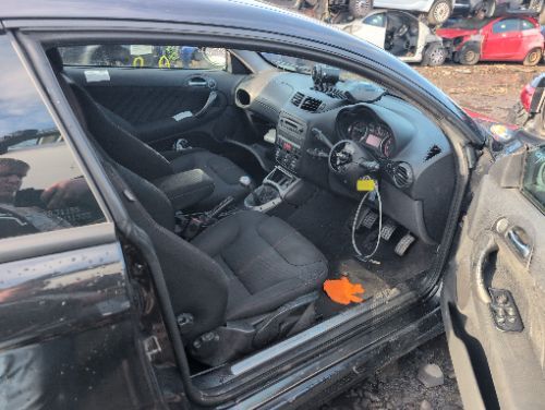 ALFA ROMEO GT T.SPARK BLACKLINE 2007 DOOR SEAL FRONT RIGHT SIDE