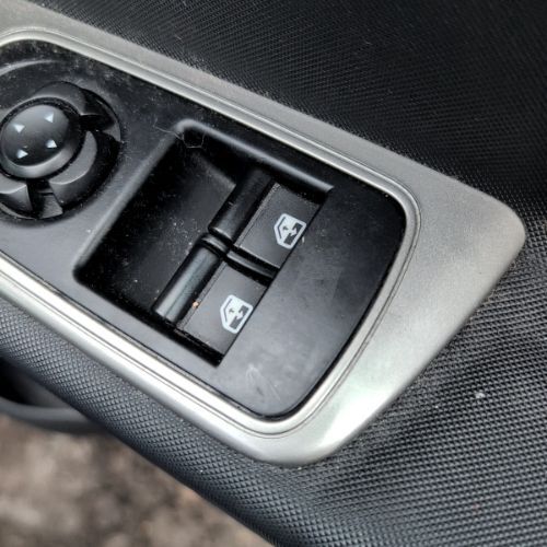 ALFA ROMEO MITO TWINAIR 2011-2016 ELECTRIC WINDOW SWITCH FRONT RIGHT SIDE