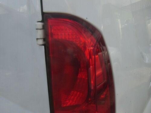 2017 VAUXHALL COMBO GENUINE OFFSIDE RIGHT DRIVER'S REAR BRAKE LIGHT UNIT