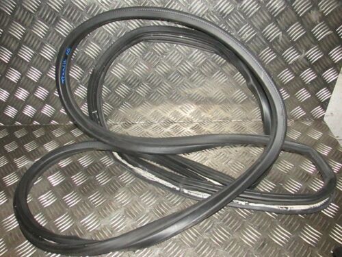 2018 FORD TRANSIT 350 MK8 GENUINE NEARSIDE LEFT FRONT DOOR APERTURE RUBBER SEAL